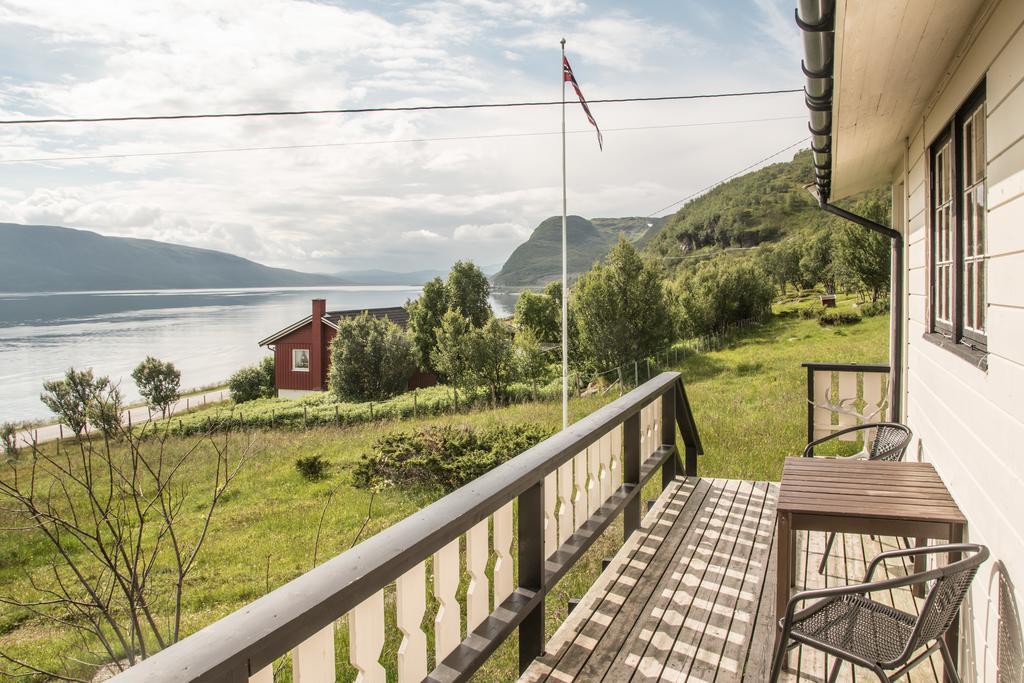 Seljenes Cottage Russenes Exterior photo